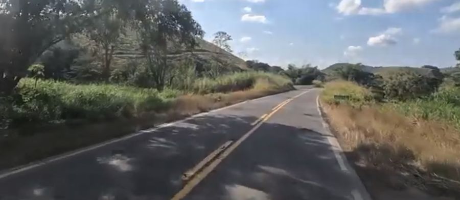 Polícia Militar Rodoviária e PRF mantêm alerta na Zona da Mata após Operação Réveillon; trechos da BR-267 e MG-126 exigem atenção por pista úmida