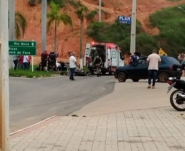 Motociclista morre em grave acidente no trevo da MG-126 no acesso a São João Nepomuceno