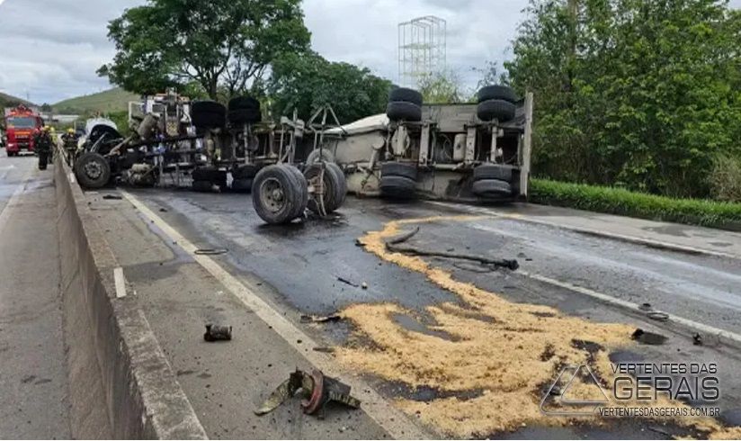 Tombamento de carreta interdita BR-040 em Juiz de Fora e provoca longos congestionamentos